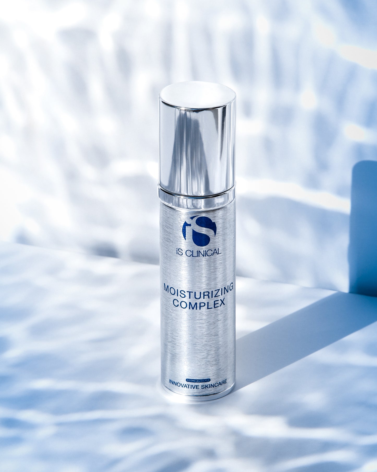 IS CLINICAL Moisturizing Complex