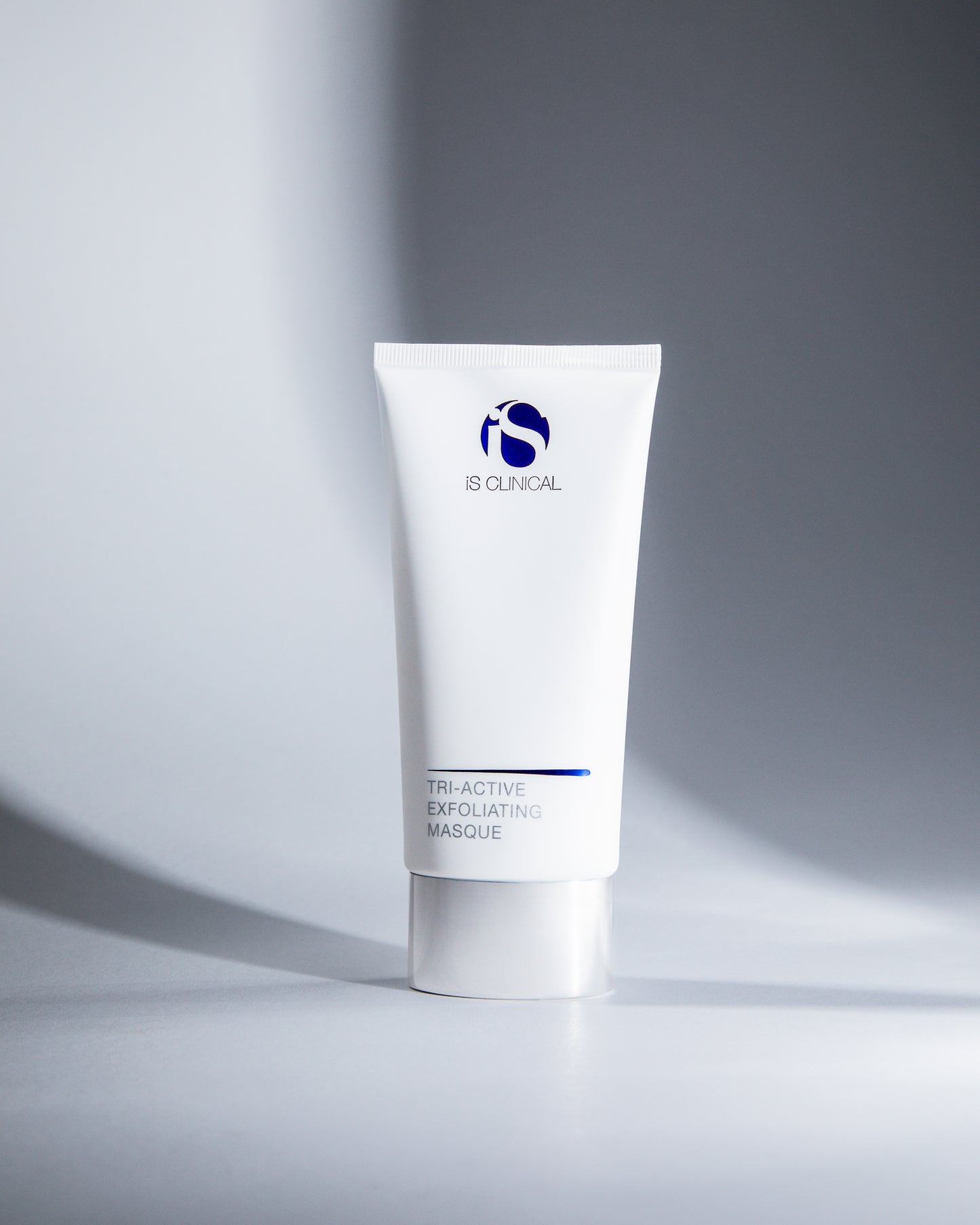 IS CLINICAL Tri-Active Exfoliating Masque