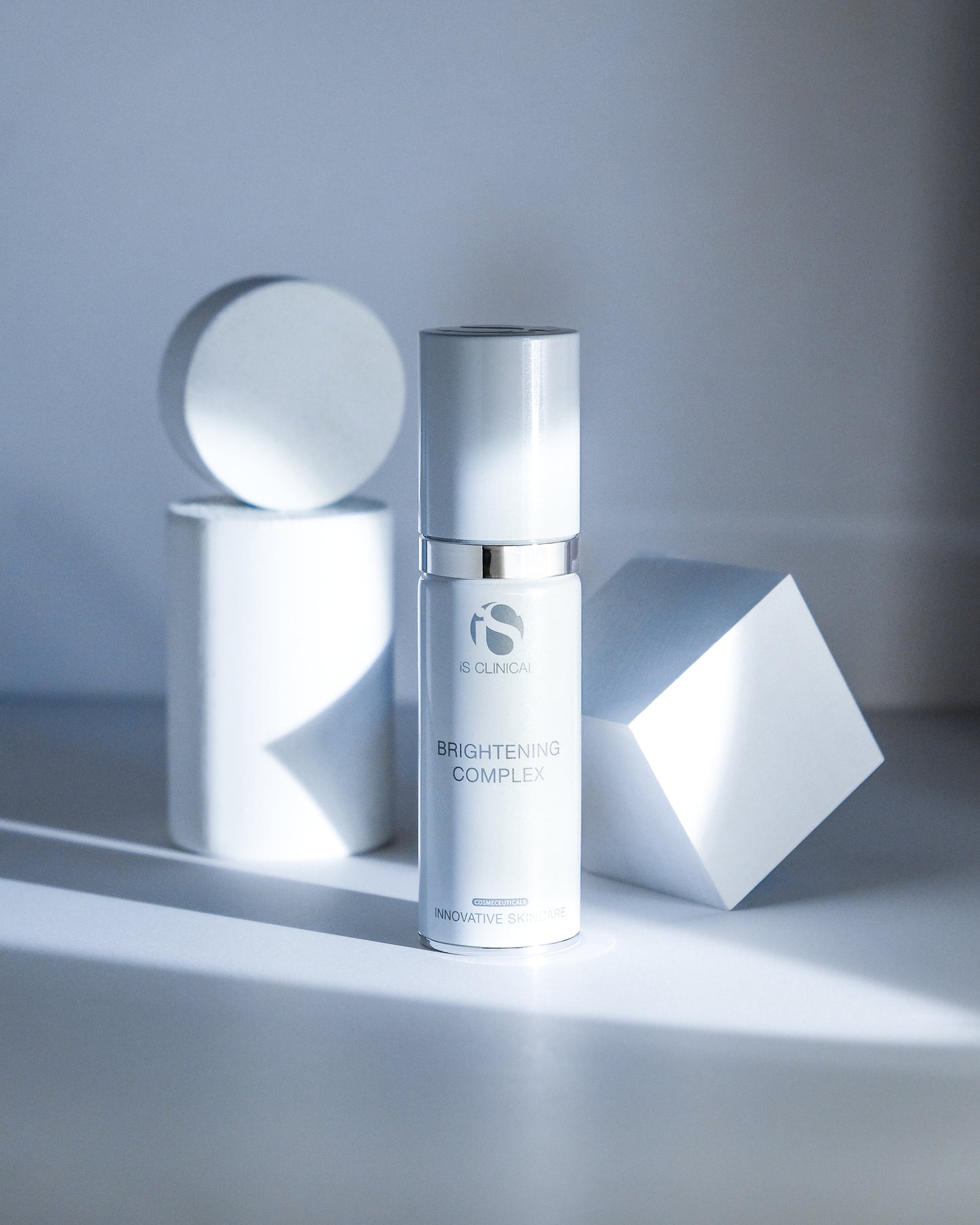 IS CLINICAL Brightening Complex