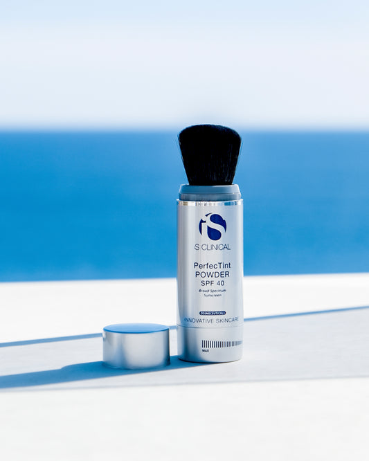 IS CLINICAL PerfecTint Powder SPF 40